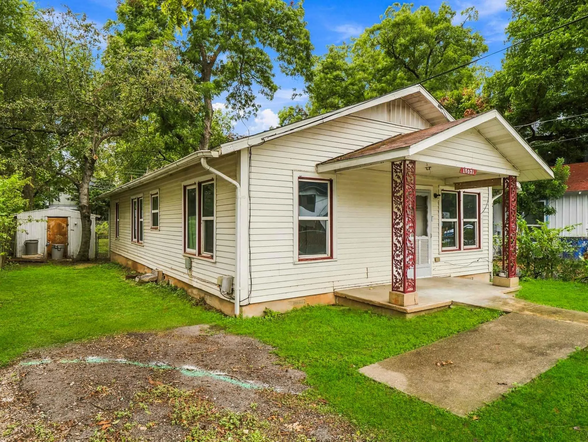 Photo 4 of 1507 1/2 HOLLY ST