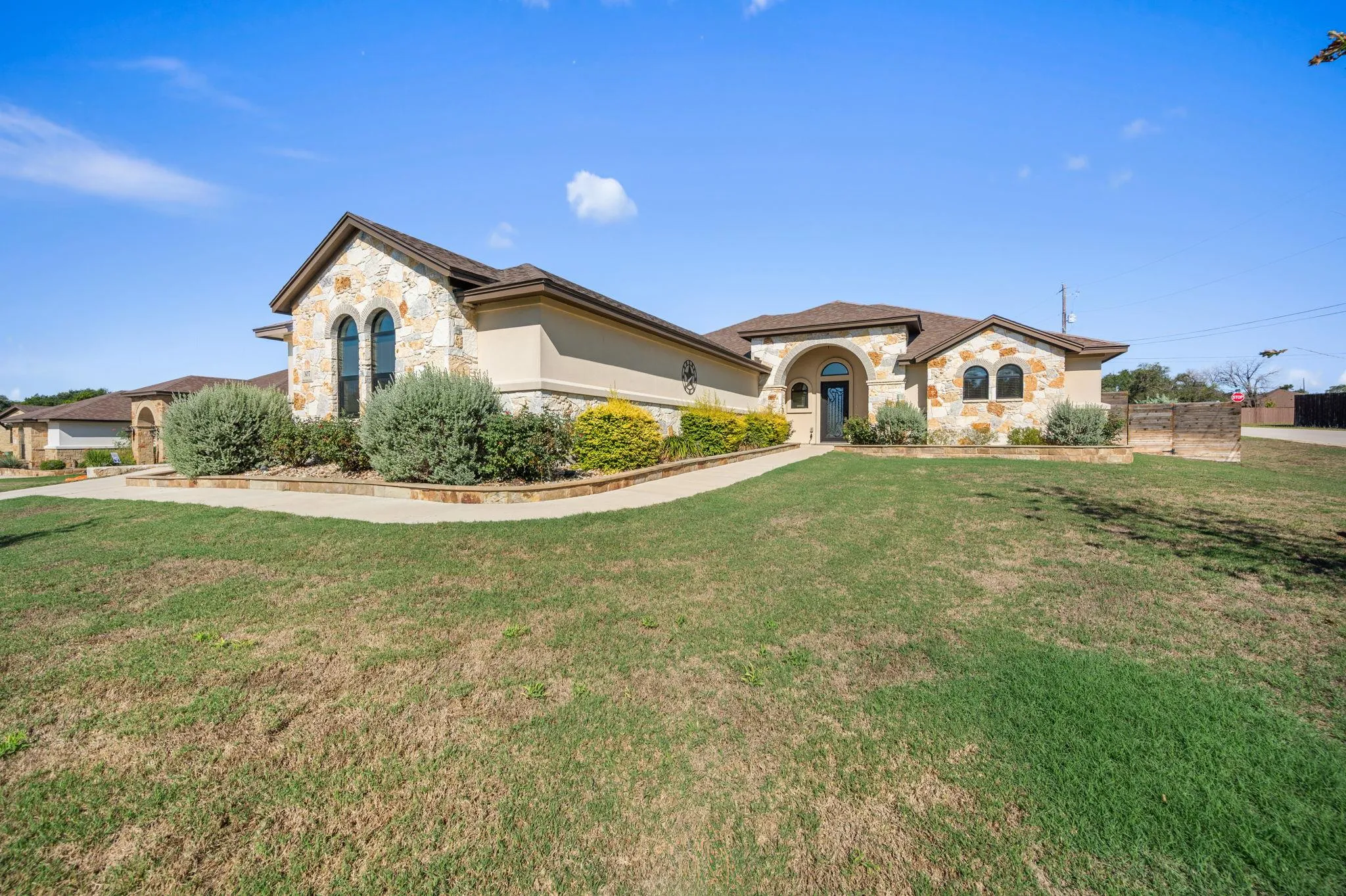 Photo 2 of 307 BLUESTEM CV