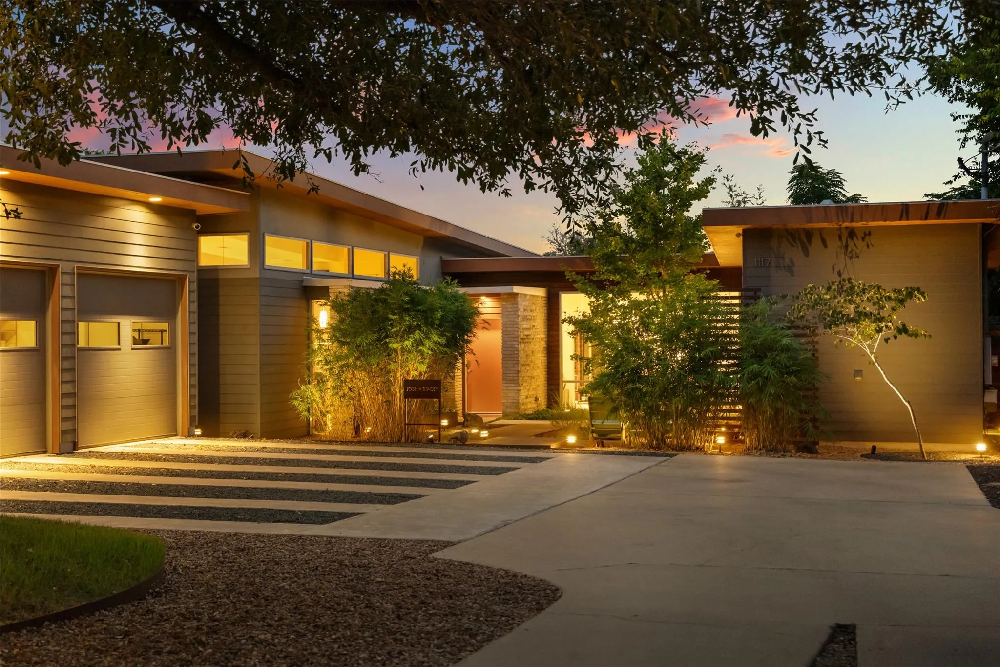 Photo of 1117 STOBAUGH ST, Austin, TX, 78757
