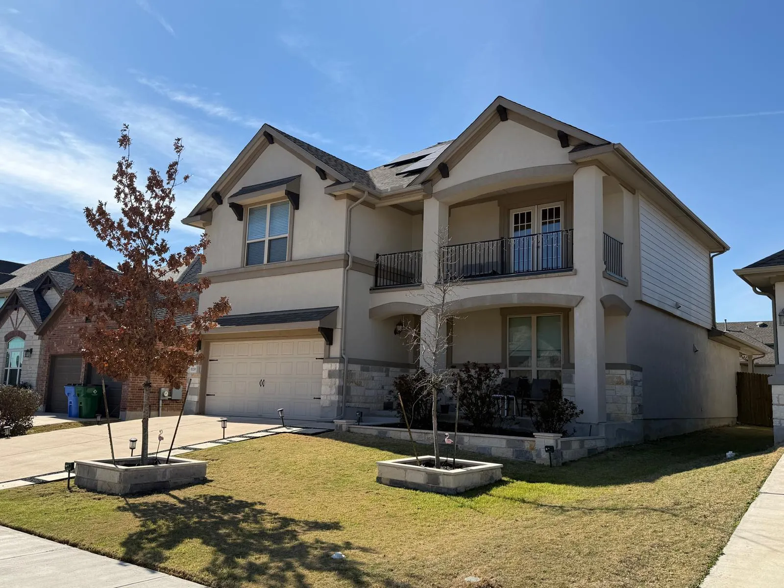 Photo 2 of 17220 BORROMEO AVE