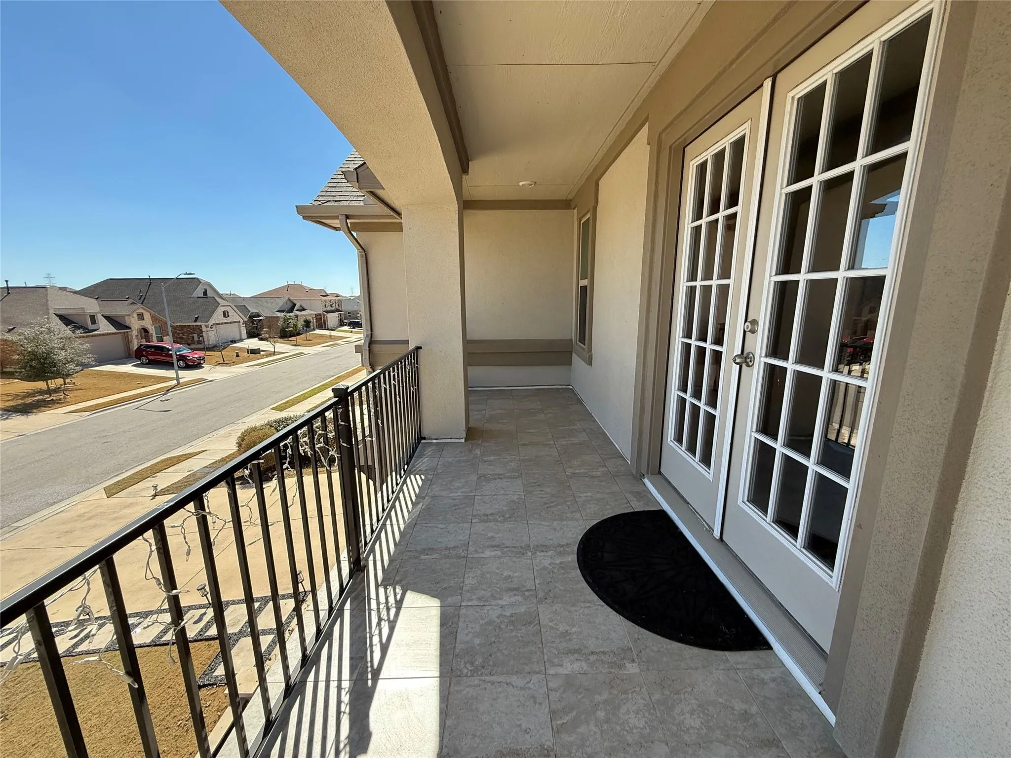Photo 4 of 17220 BORROMEO AVE