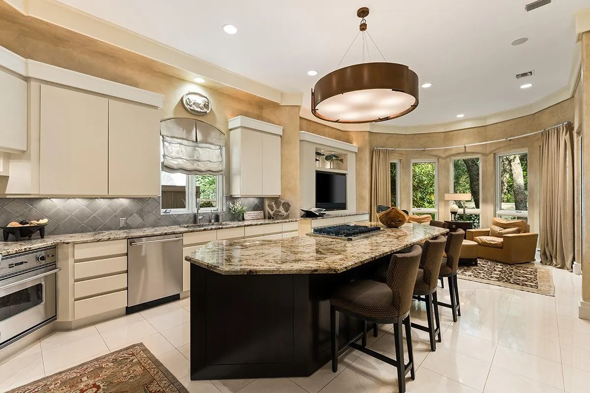 Photo 5 of 4005 ENCLAVE MESA CIR