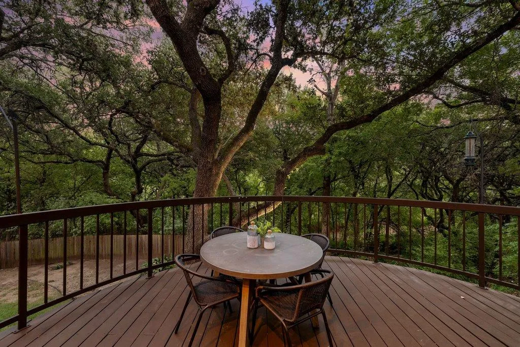 Photo 5 of 1615 SPYGLASS DR #1