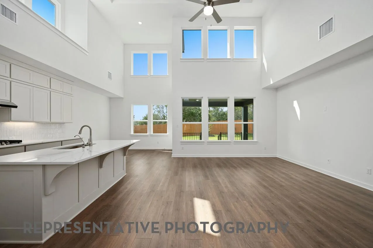 Photo 4 of 6417 MCMURTRY ST