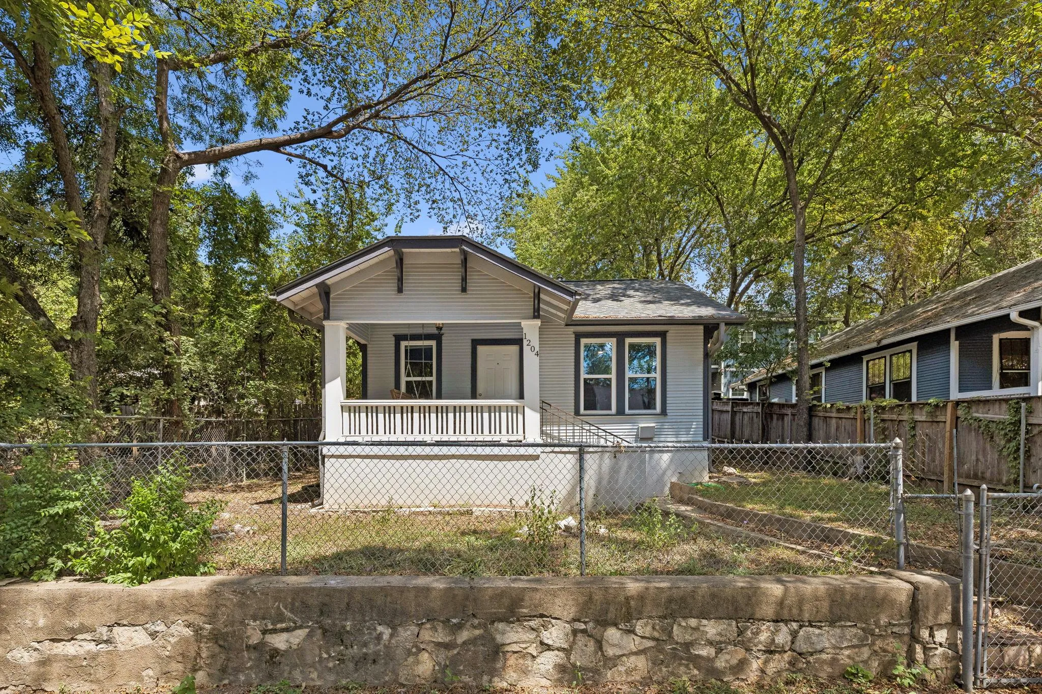 Photo 2 of 1204 TAYLOR ST