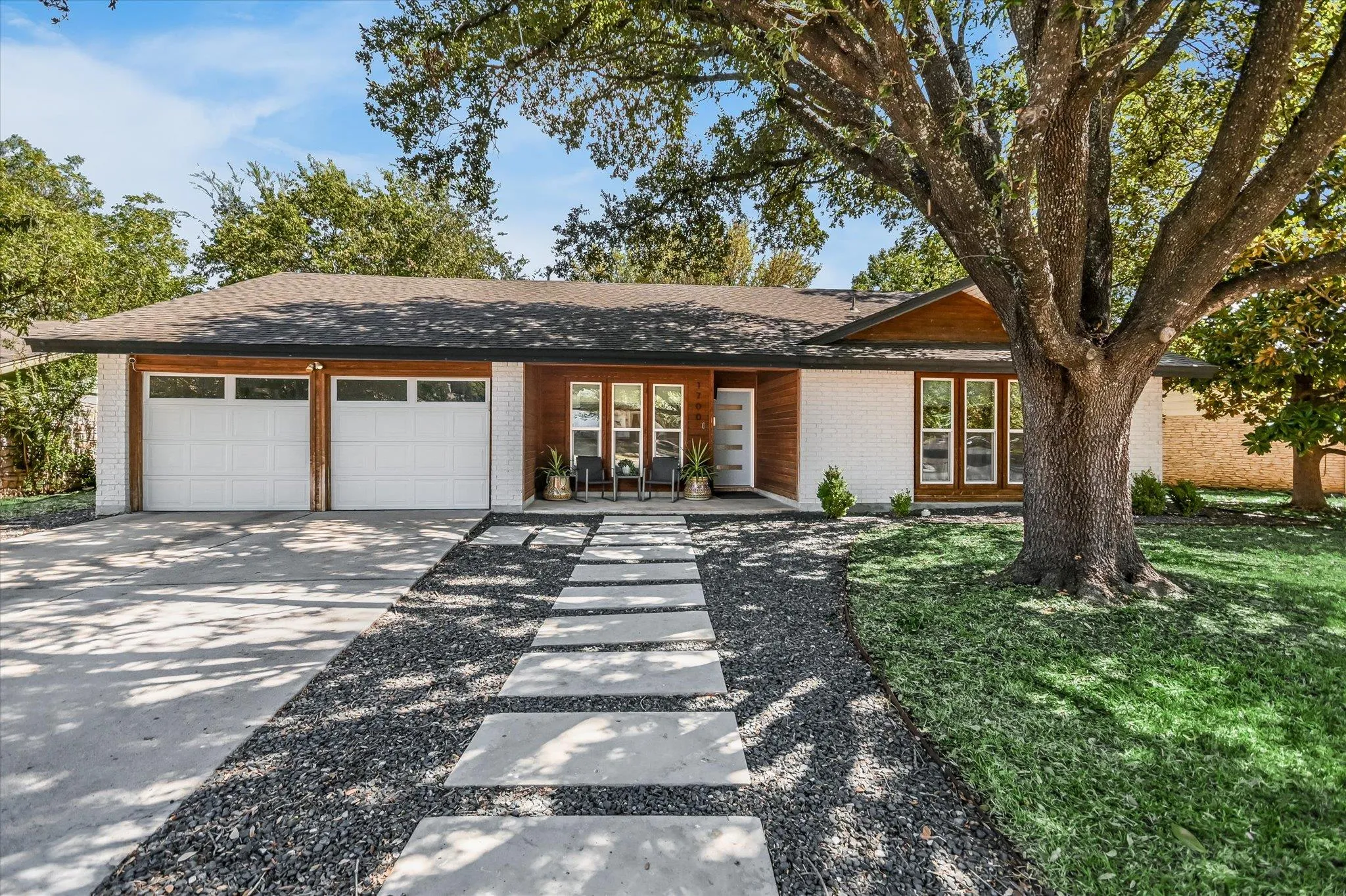 Photo of 1700 COLONY CREEK DR, Austin, TX, 78758