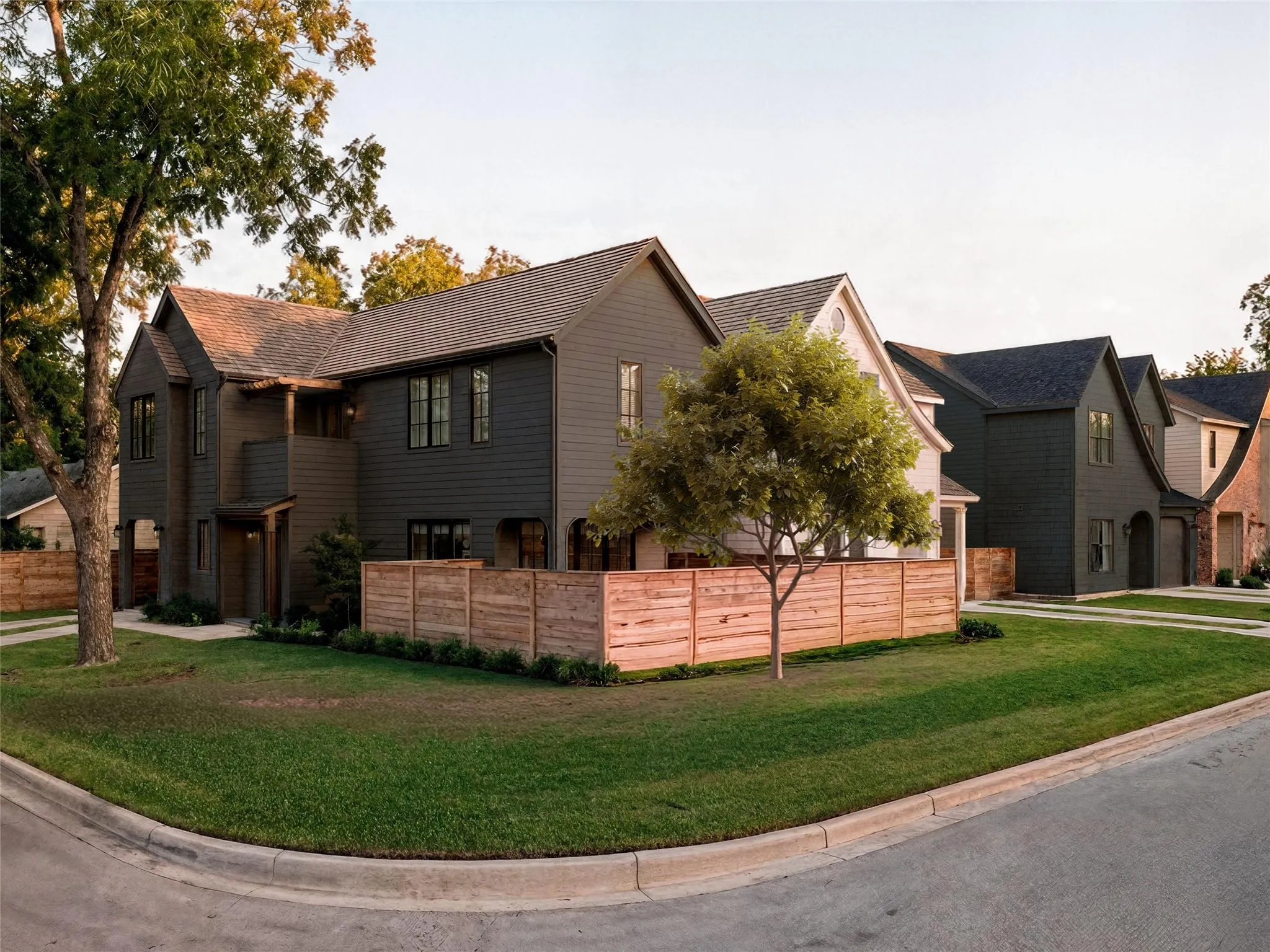 Photo of 901 SHADY LN, Austin, TX, 78702