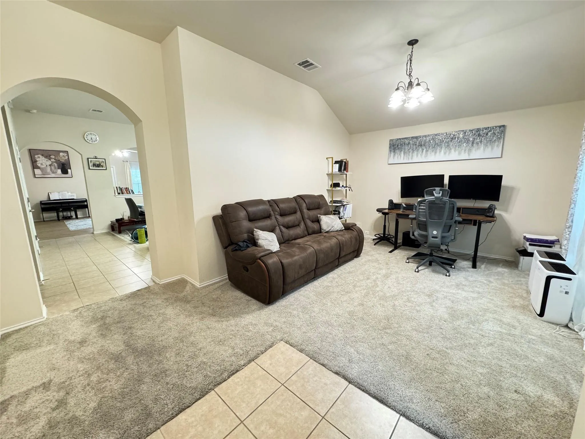 Photo 4 of 1829 RACHEL LN