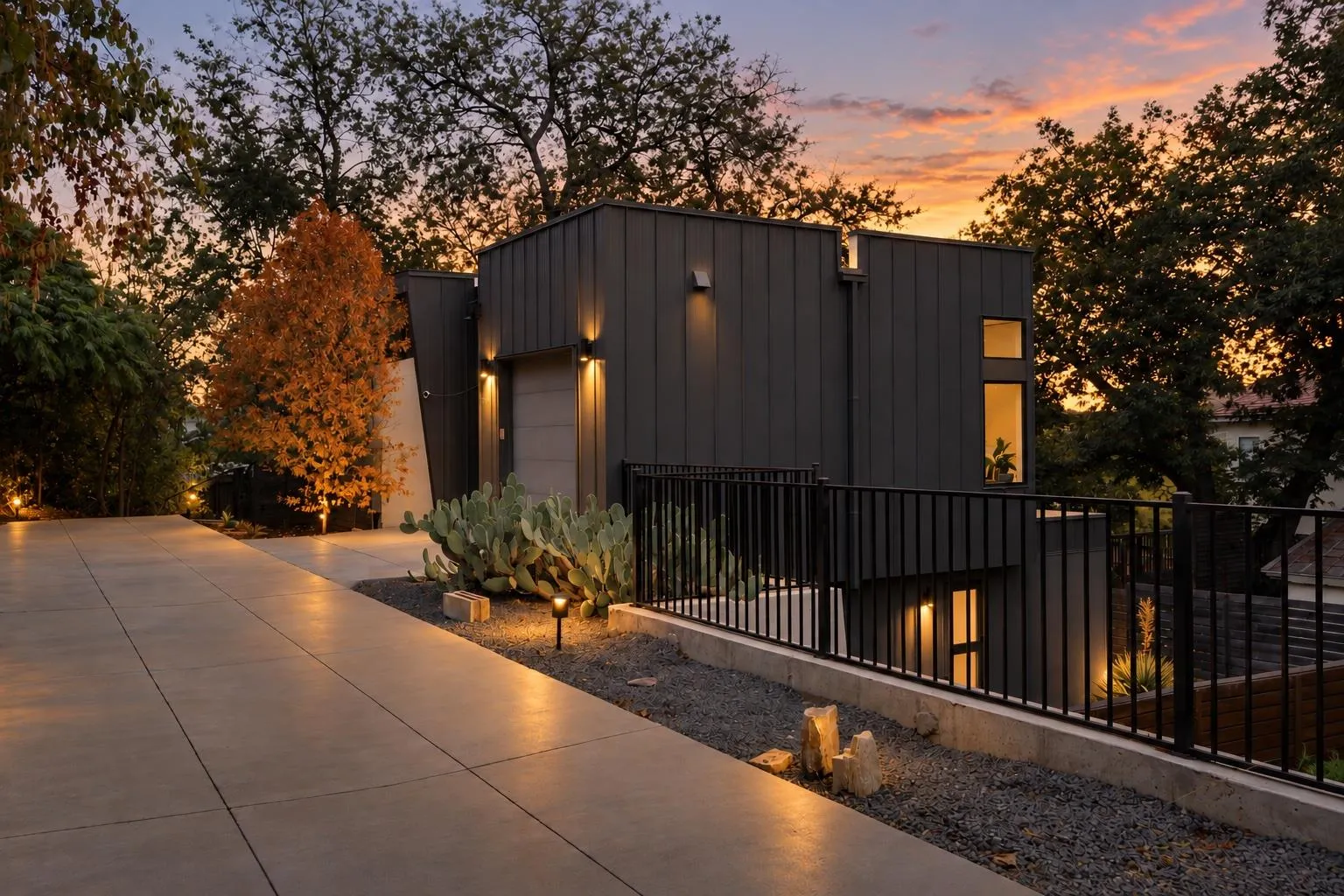 Photo 2 of 1106 ALGARITA AVE #2
