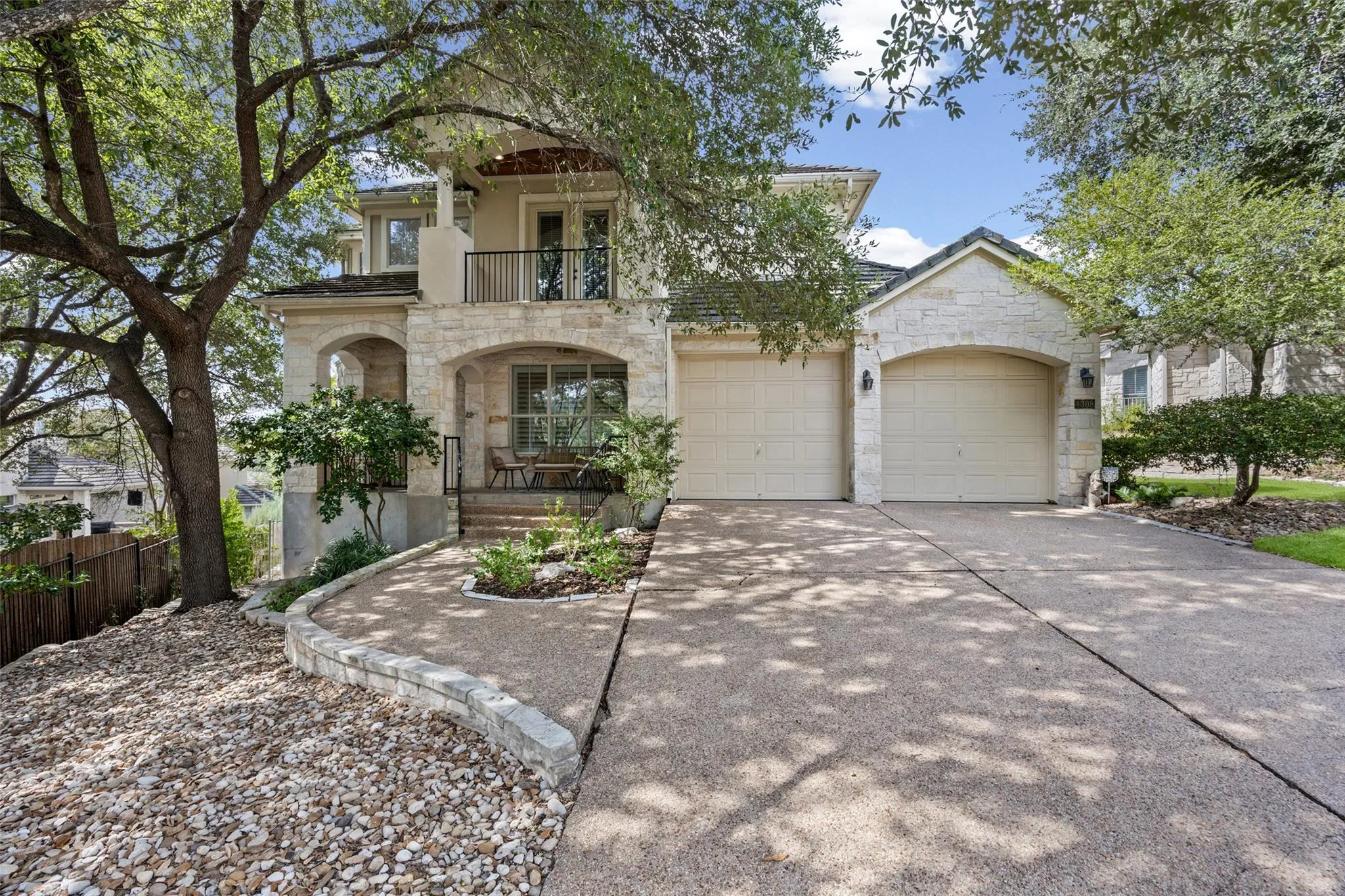 Photo 2 of 4308 CANOAS DR