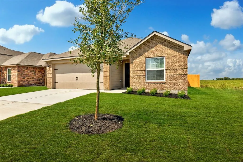 Photo of 13028 TORREY REYNOLDS DR, Elgin, TX, 78621
