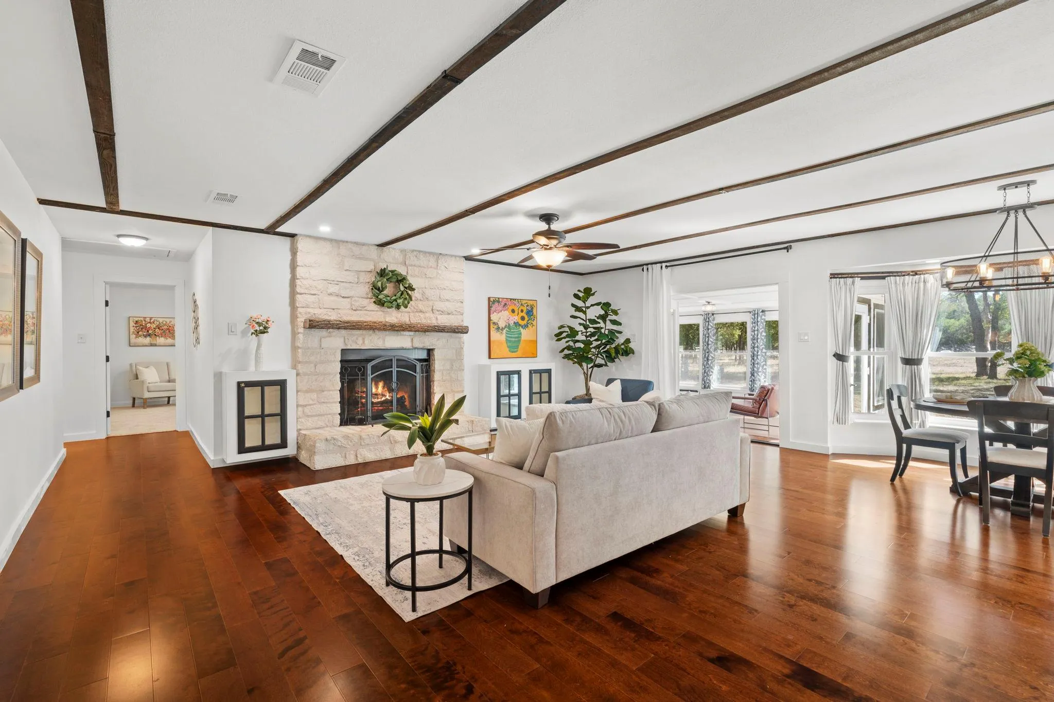 Photo 4 of 30309 LIVE OAK TRL