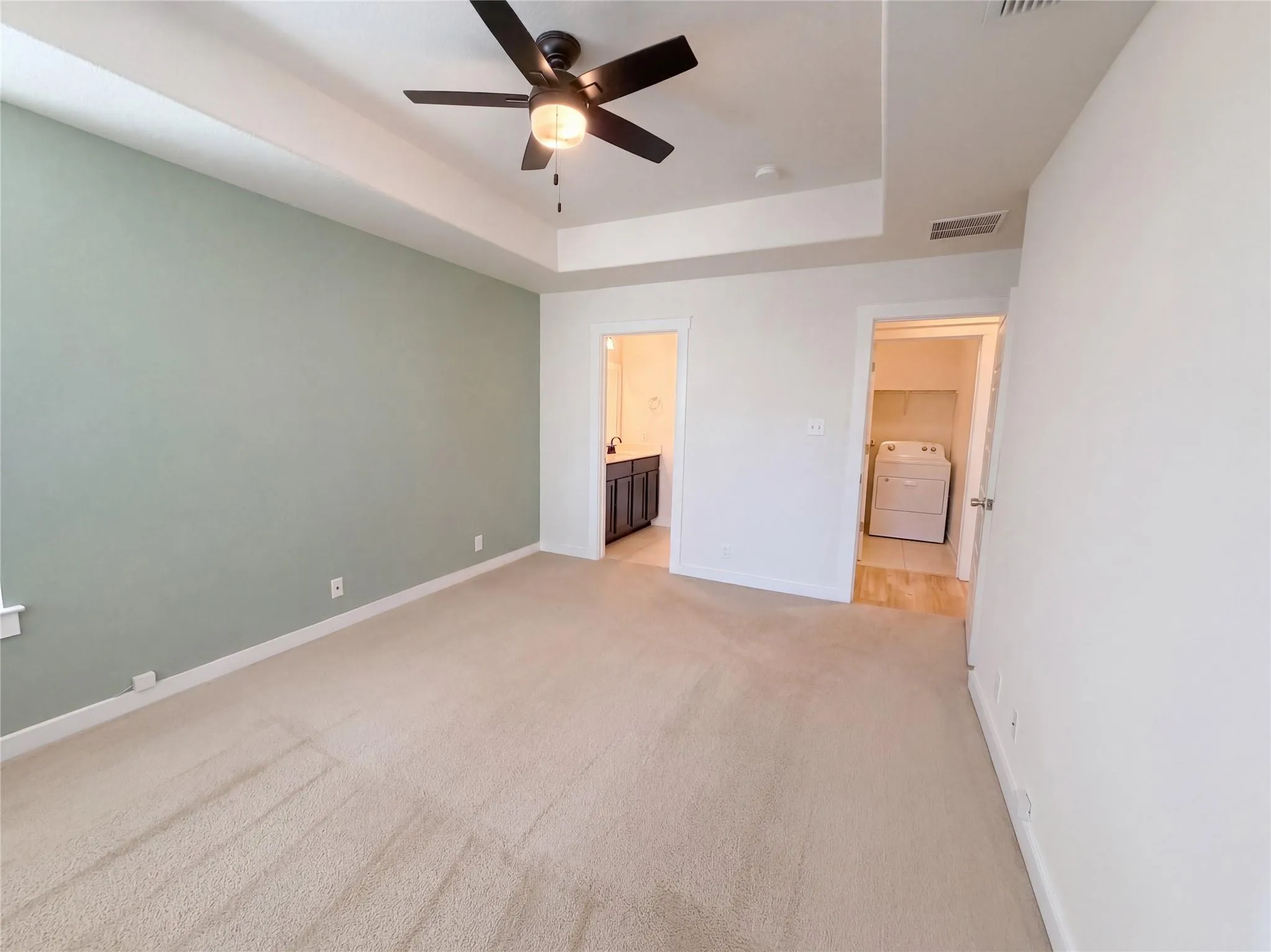 Photo 4 of 2101 RIVERS EDGE WAY #29
