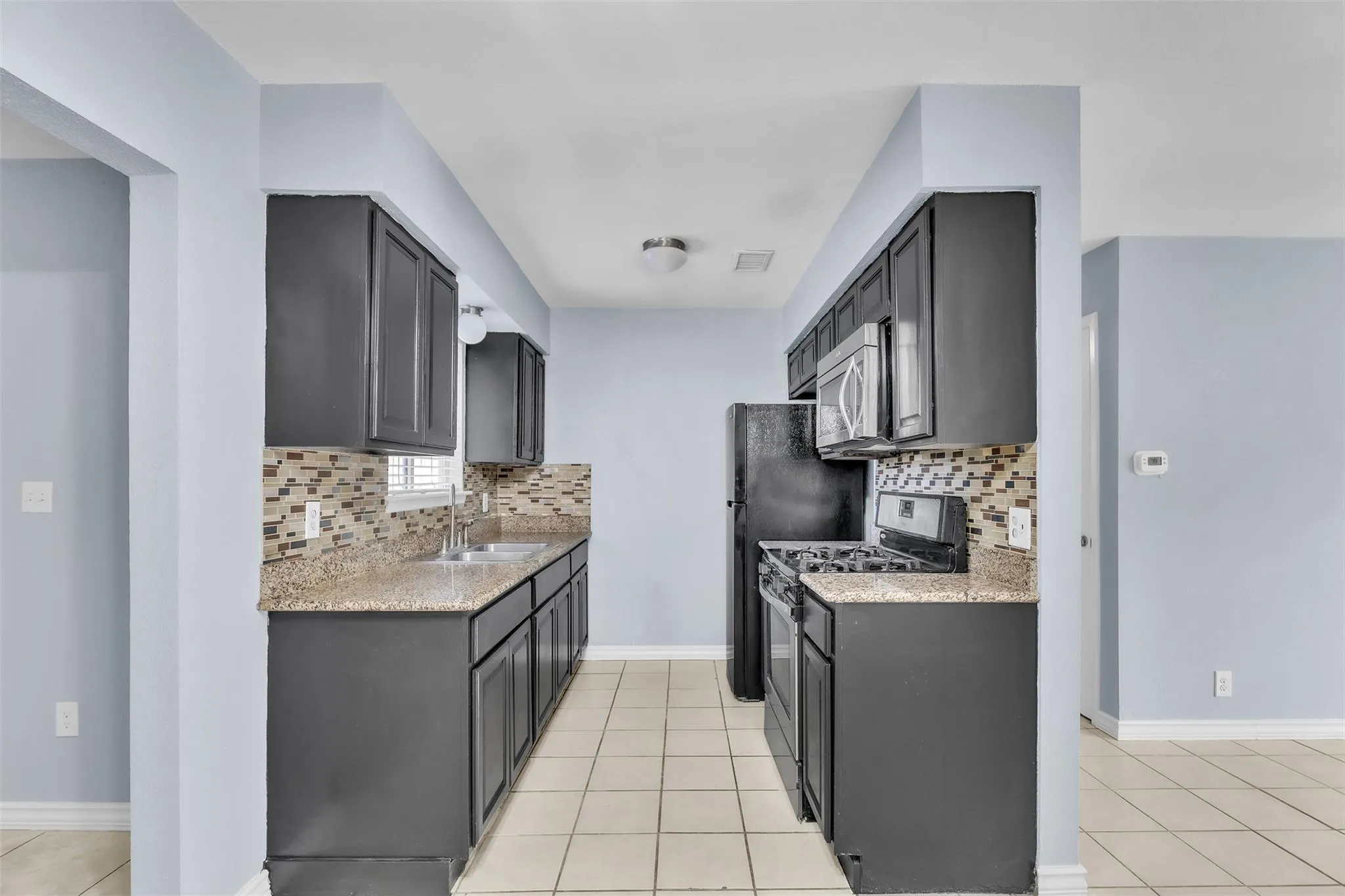 Photo 4 of 1204 TURTLE CREEK BLVD