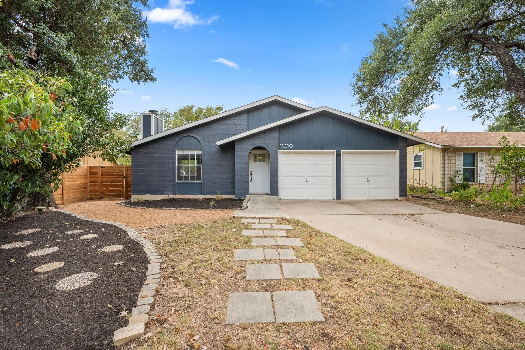 Photo 2 of 11010 PRAIRIE DOVE CIR