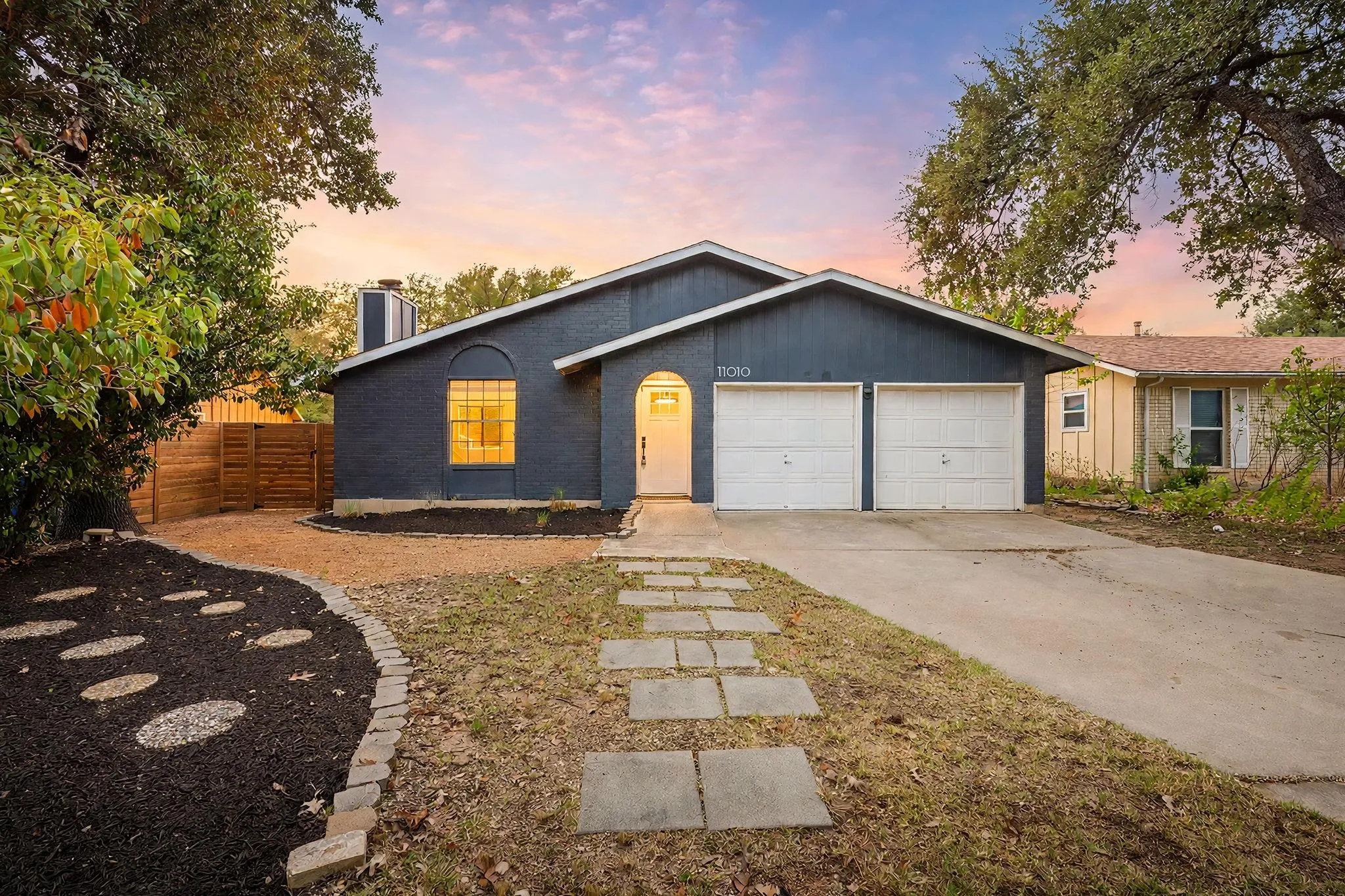 Photo of 11010 PRAIRIE DOVE CIR, Austin, TX, 78758