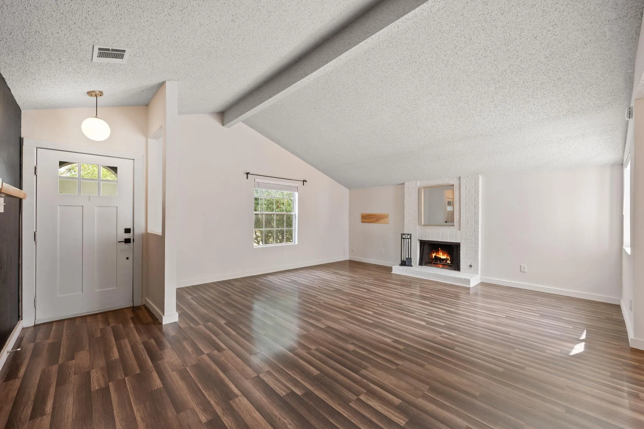 Photo 4 of 11010 PRAIRIE DOVE CIR
