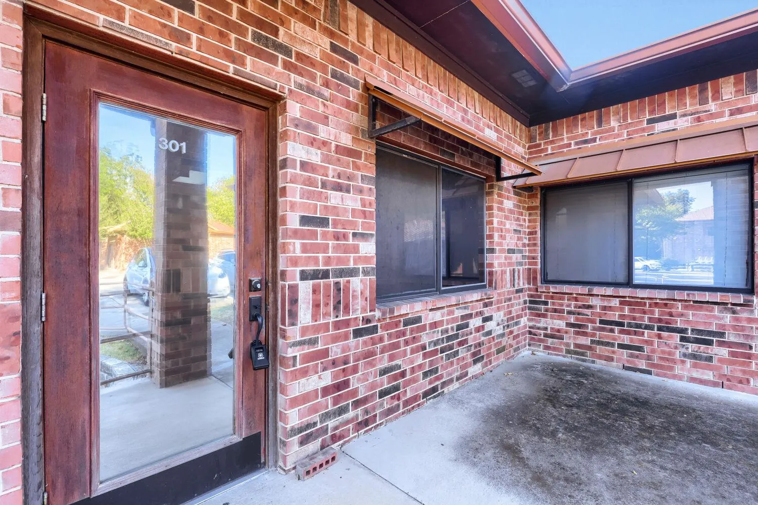 Photo 4 of 821 GRAND AVENUE PKWY #301