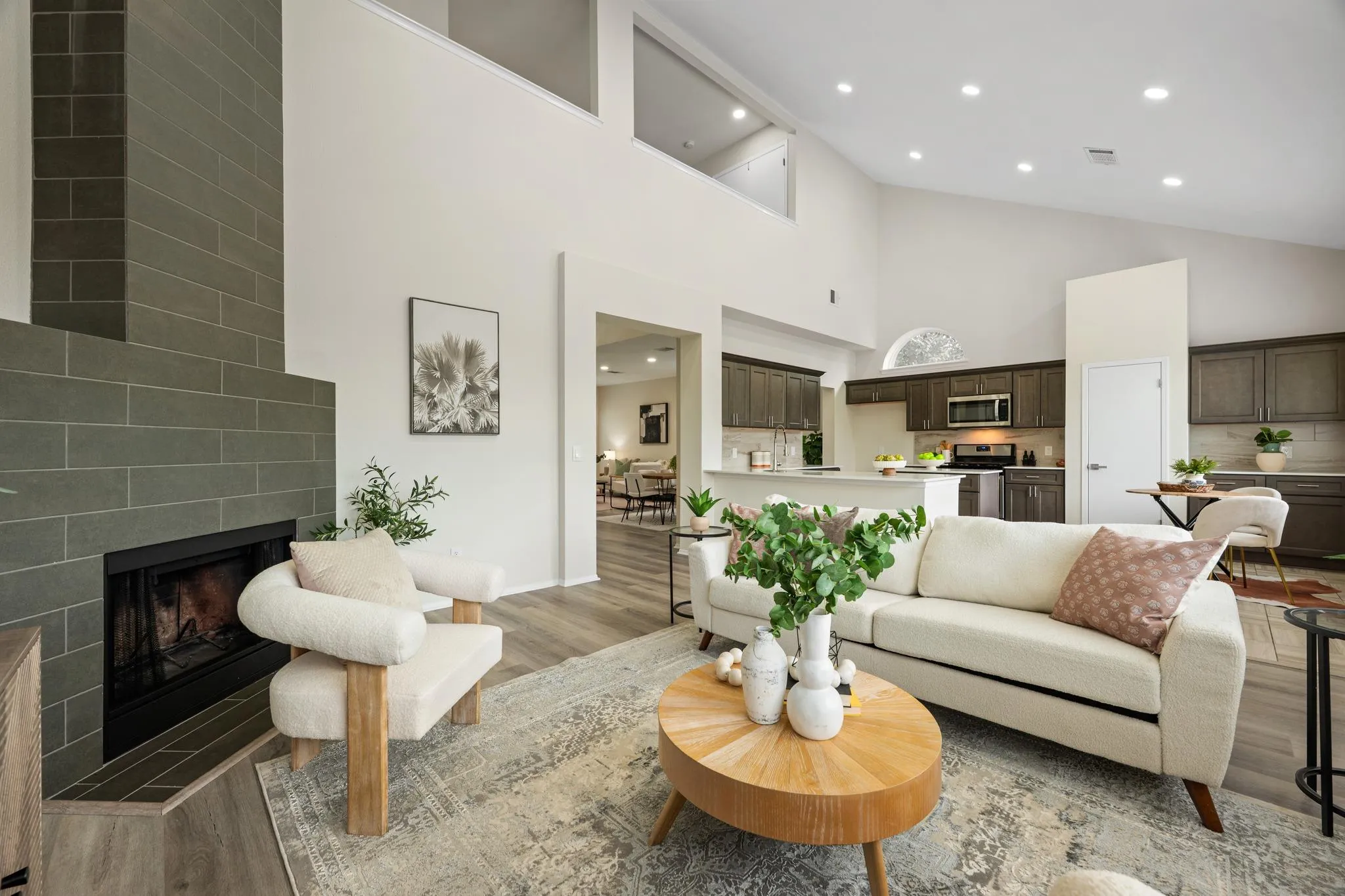 Photo 5 of 10911 GRASSMERE CT