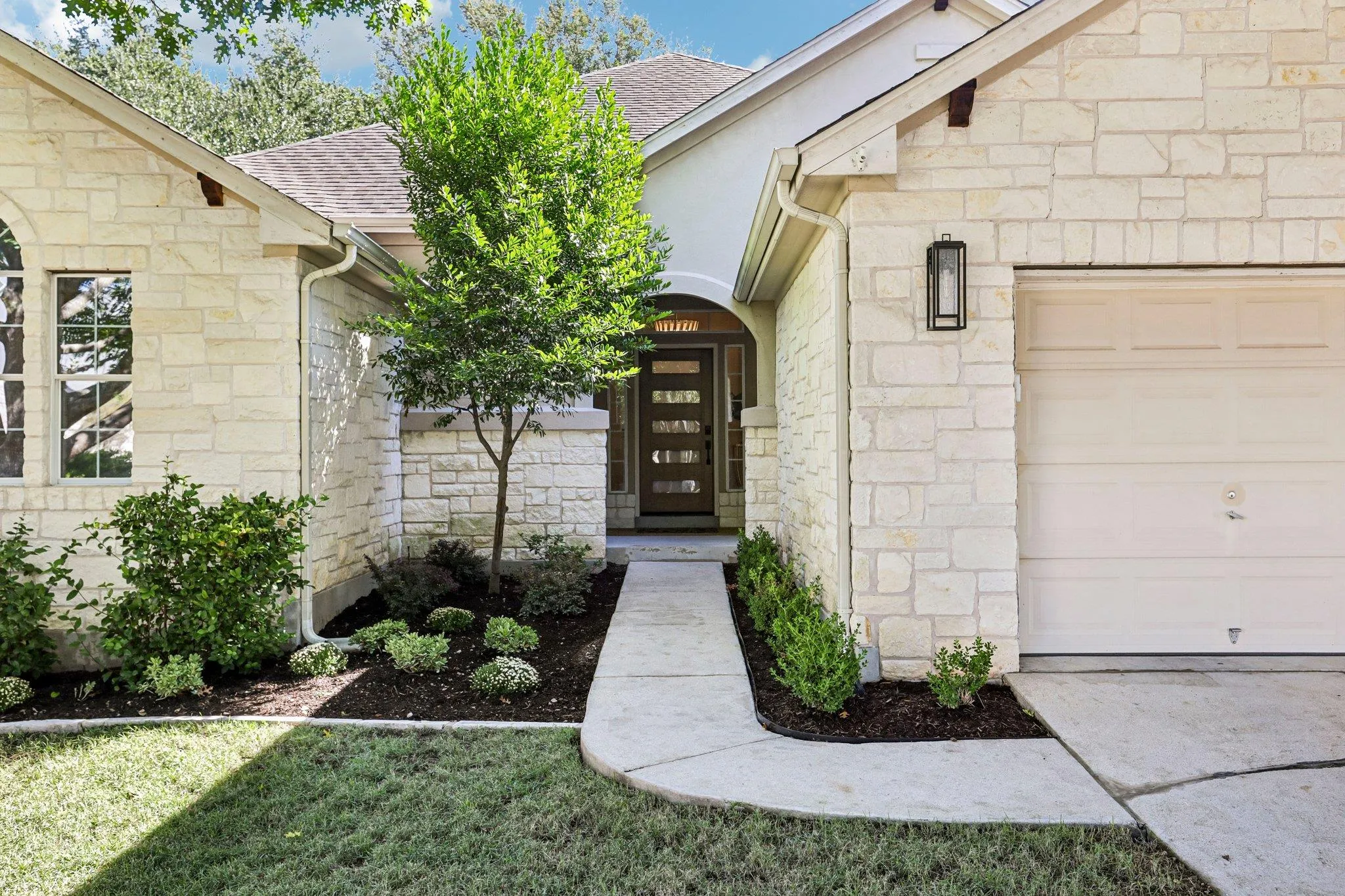 Photo 4 of 10723 RIVER PLANTATION DR