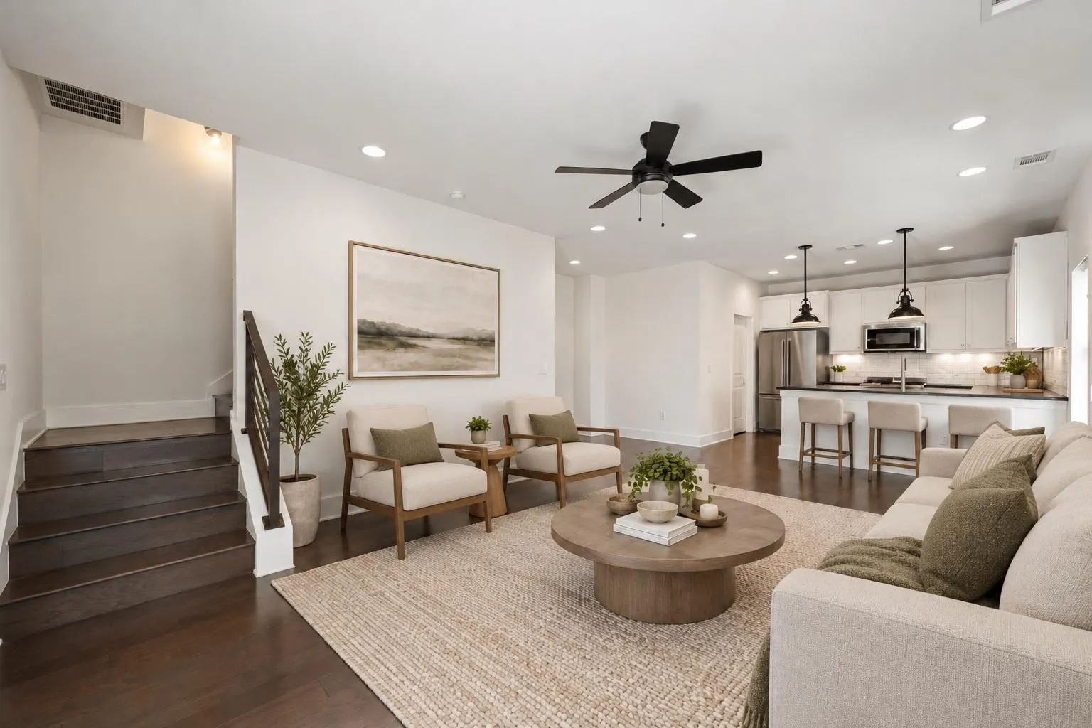 Photo 2 of 1008 MUSE LN