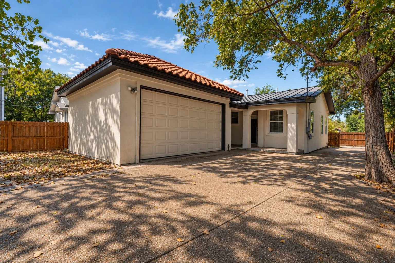 Photo of 6707 SANTOS ST, Austin, TX, 78741