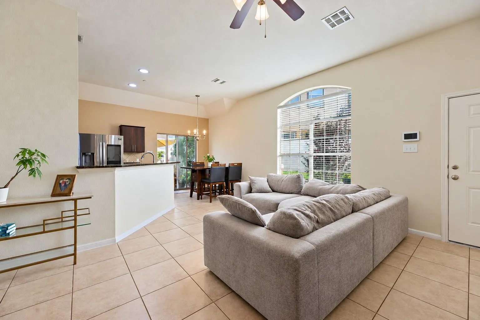Photo 3 of 1900 LITTLE ELM TRL #113