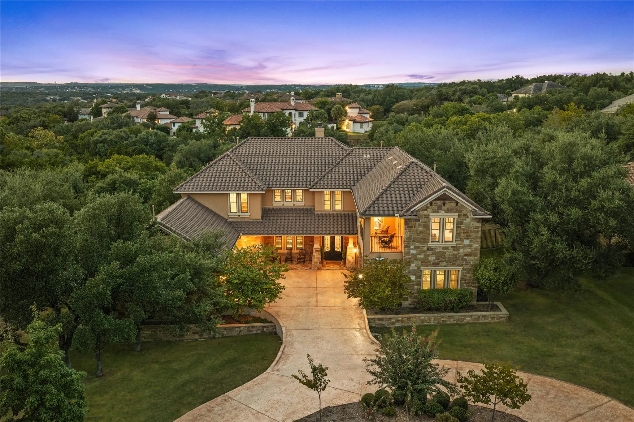 Photo of 104 BELLA STRADA CV, Austin, 78734