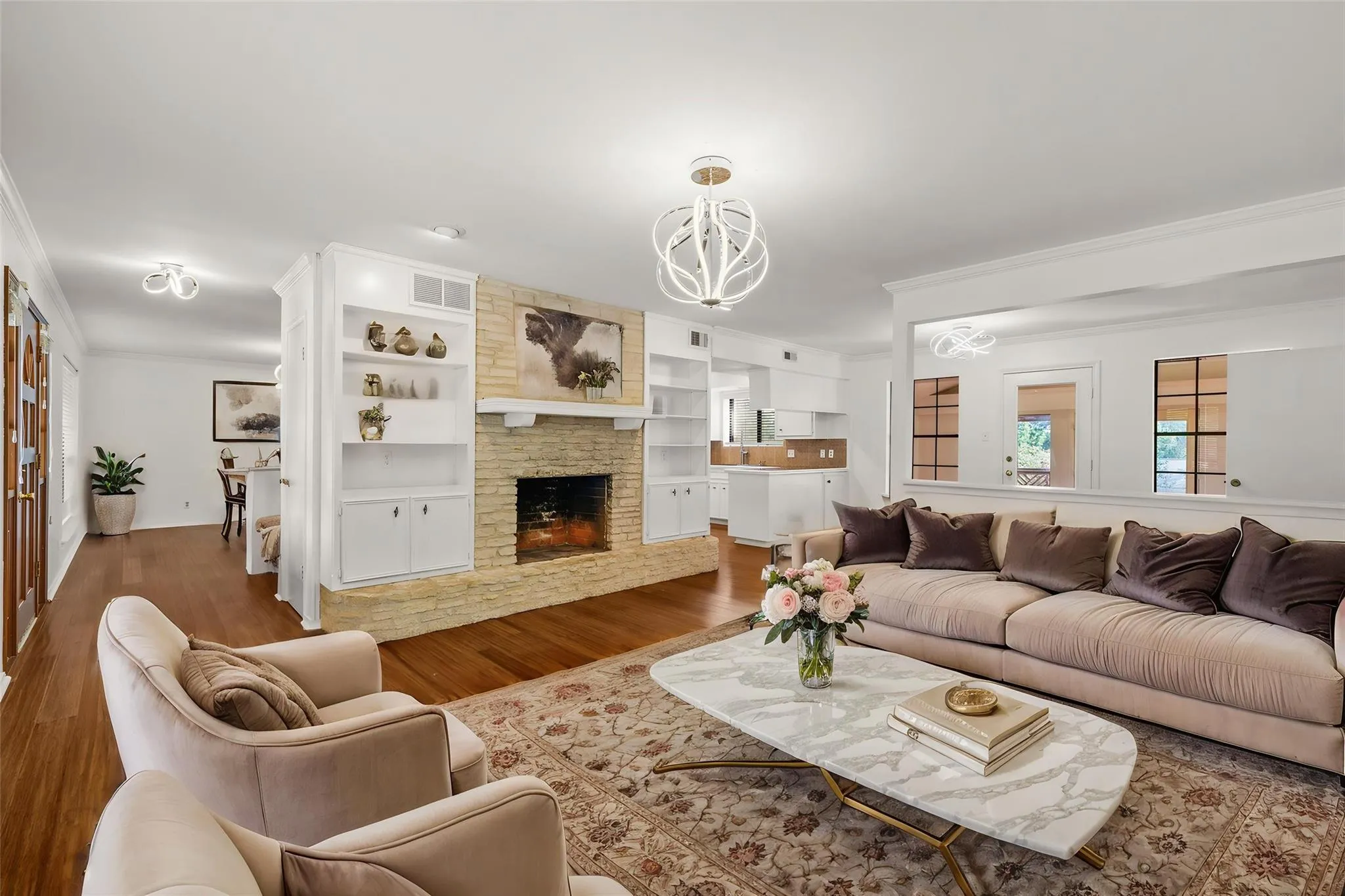Photo 4 of 13307 BROADMEADE AVE