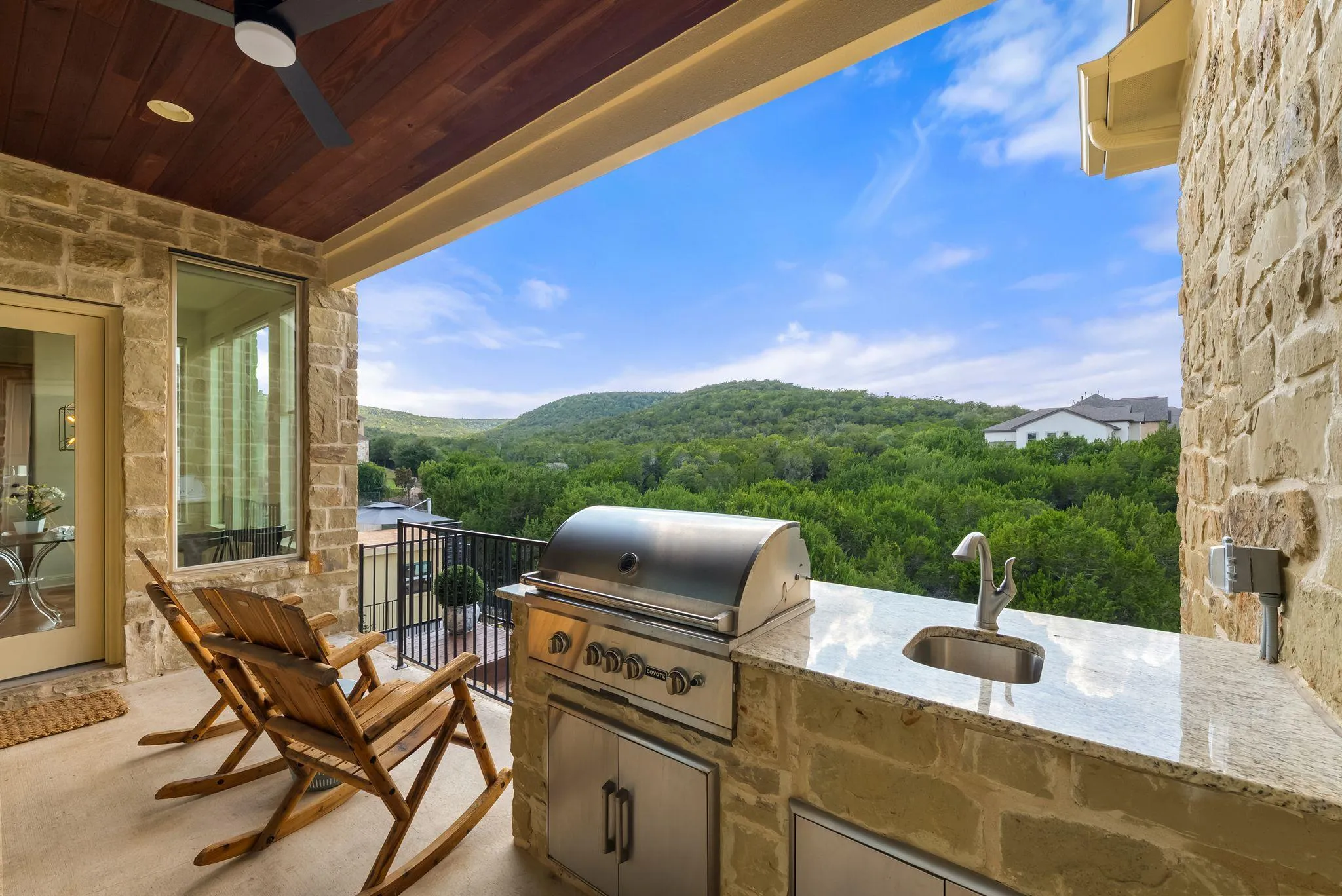 Photo of 6016 OSCEOLA TRL, Austin, TX, 78738