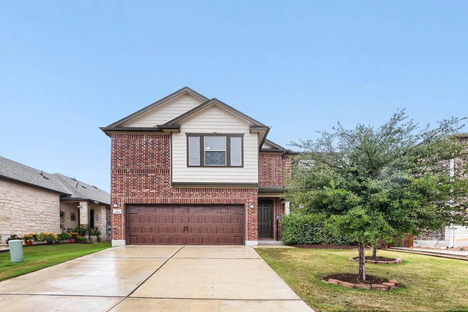 Photo 2 of 4434 ACERNO ST