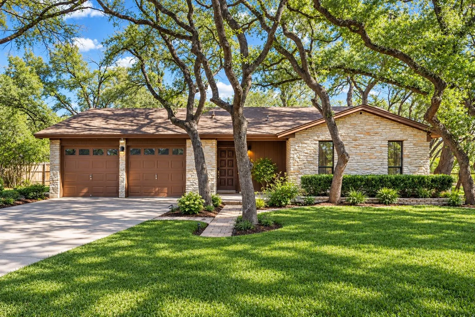 Photo of 12903 VINYARD DR, Manchaca, TX, 78652