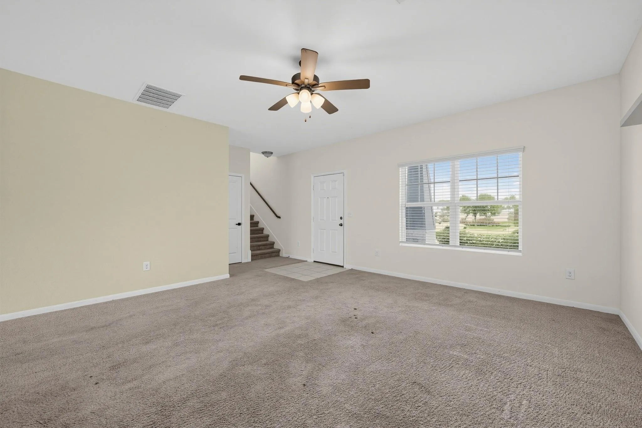 Photo 3 of 204 TIMBER BROOK DR
