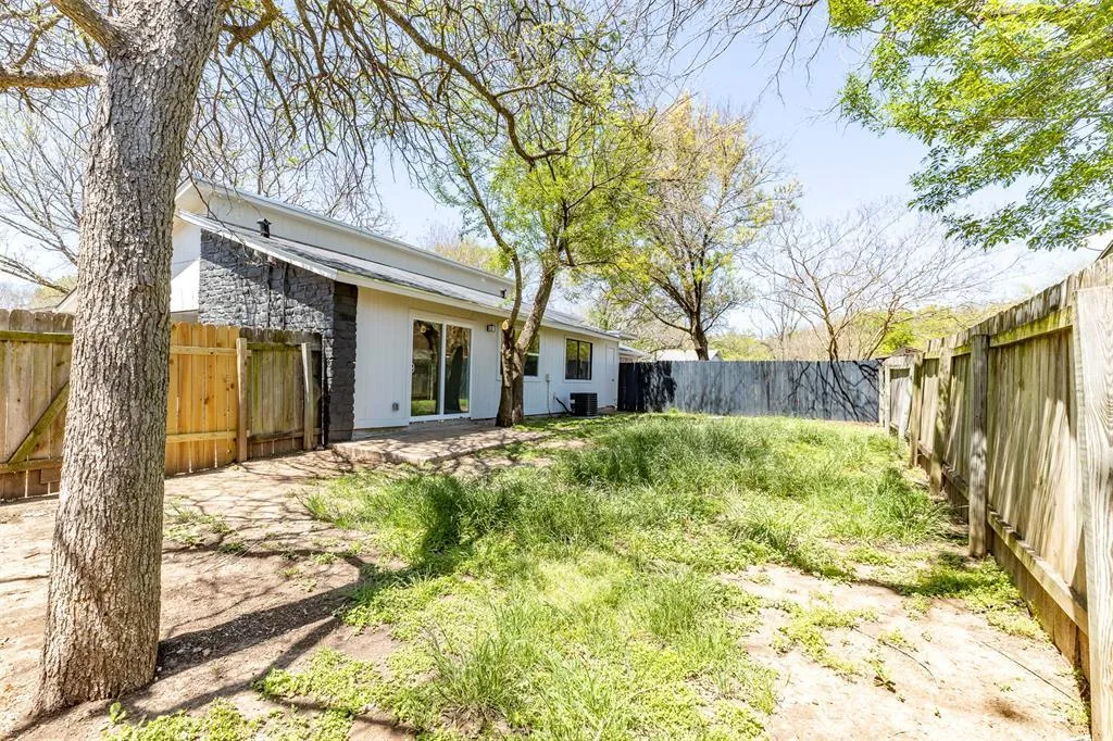 Photo 3 of 10309 BURMASTER LN