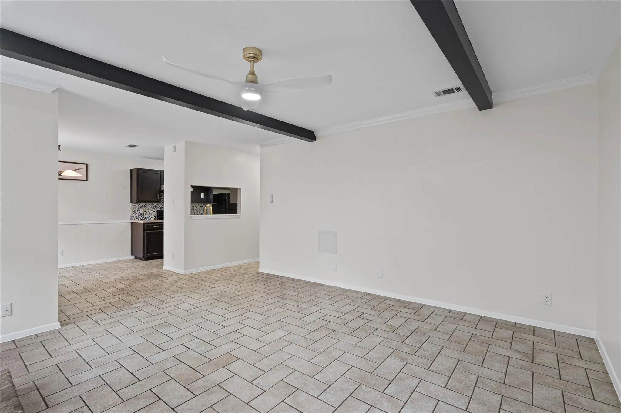 Photo 3 of 2907 PEARL ST #102