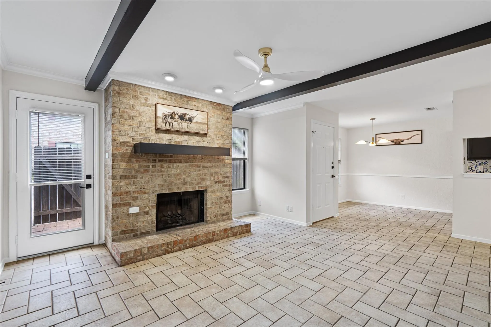 Photo 5 of 2907 PEARL ST #102