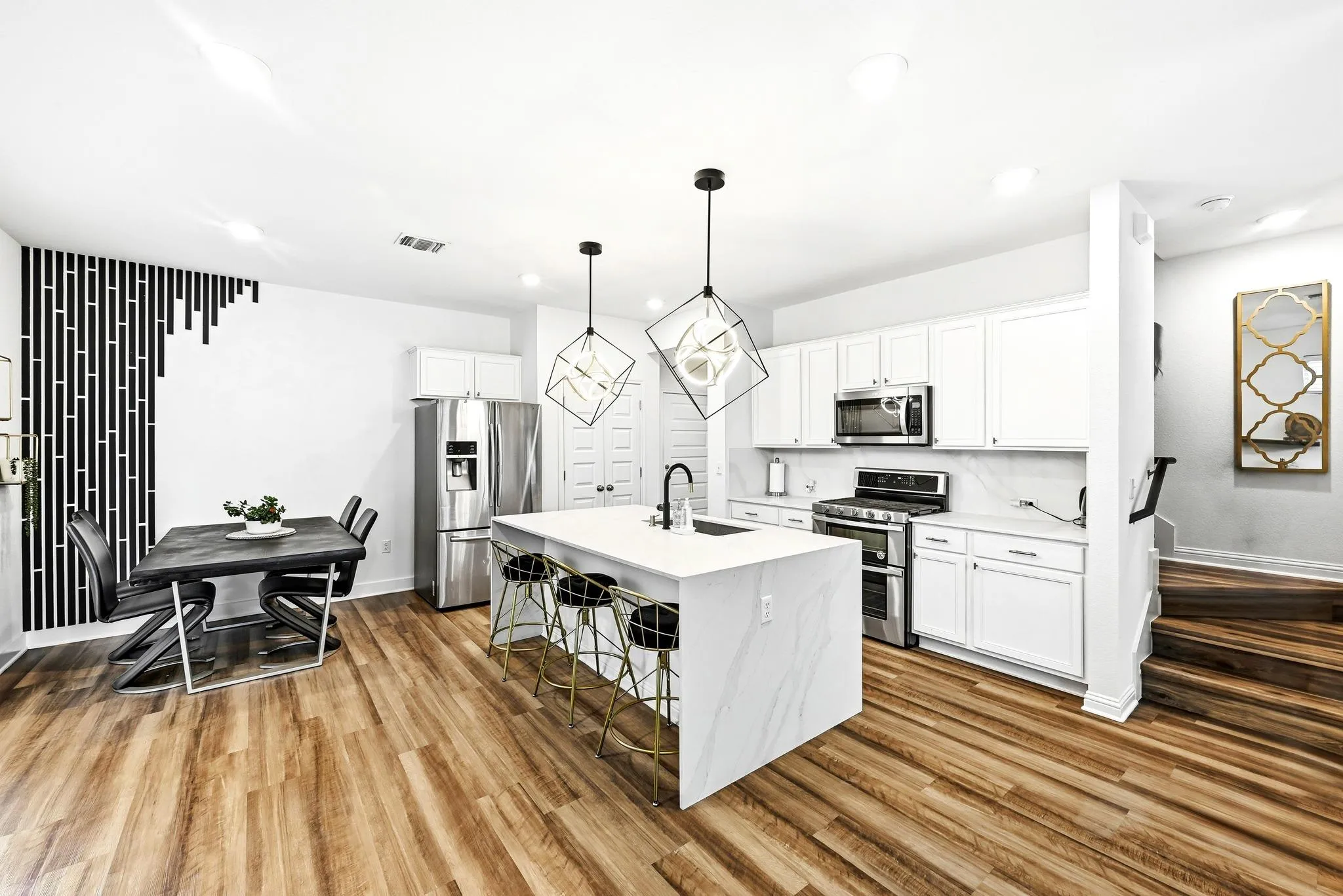 Photo 5 of 8009 MELLENCAMP DR #212
