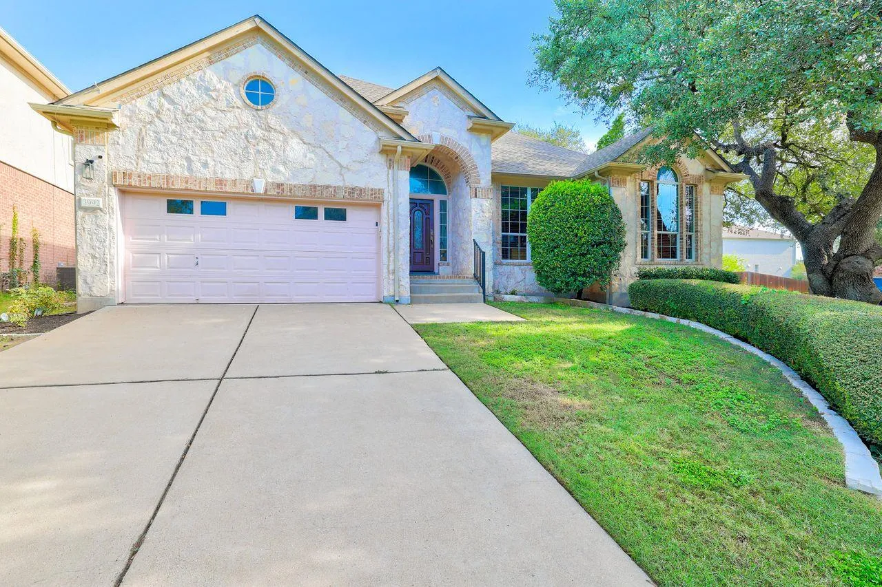 Photo 4 of 3992 LORD BYRON CIR