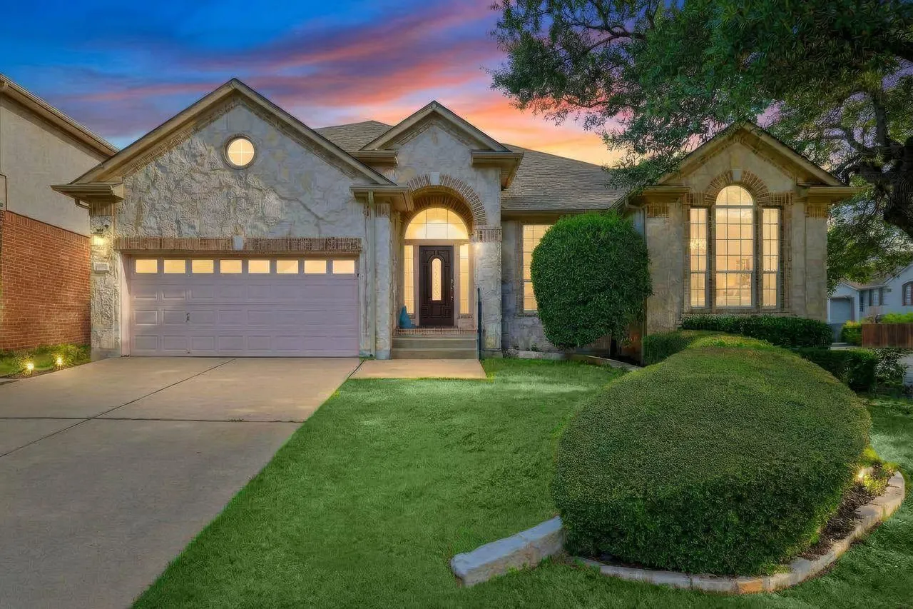 Photo of 3992 LORD BYRON CIR, Round Rock, TX, 78664
