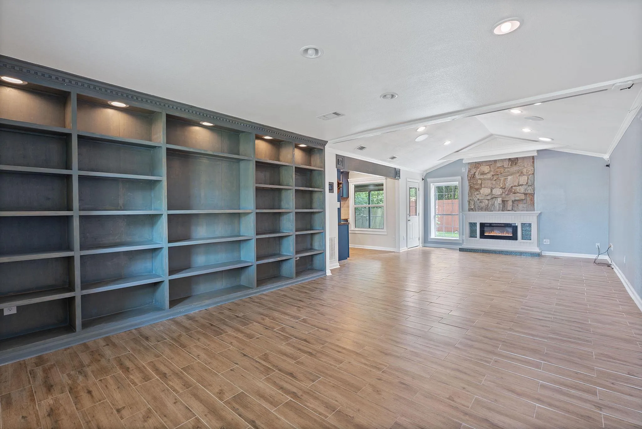 Photo 4 of 1515 MEARNS MEADOW BLVD
