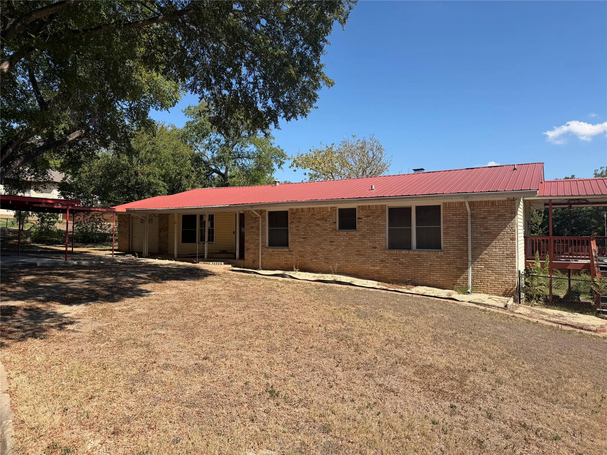 Photo 3 of 3602 FERGUSON LN