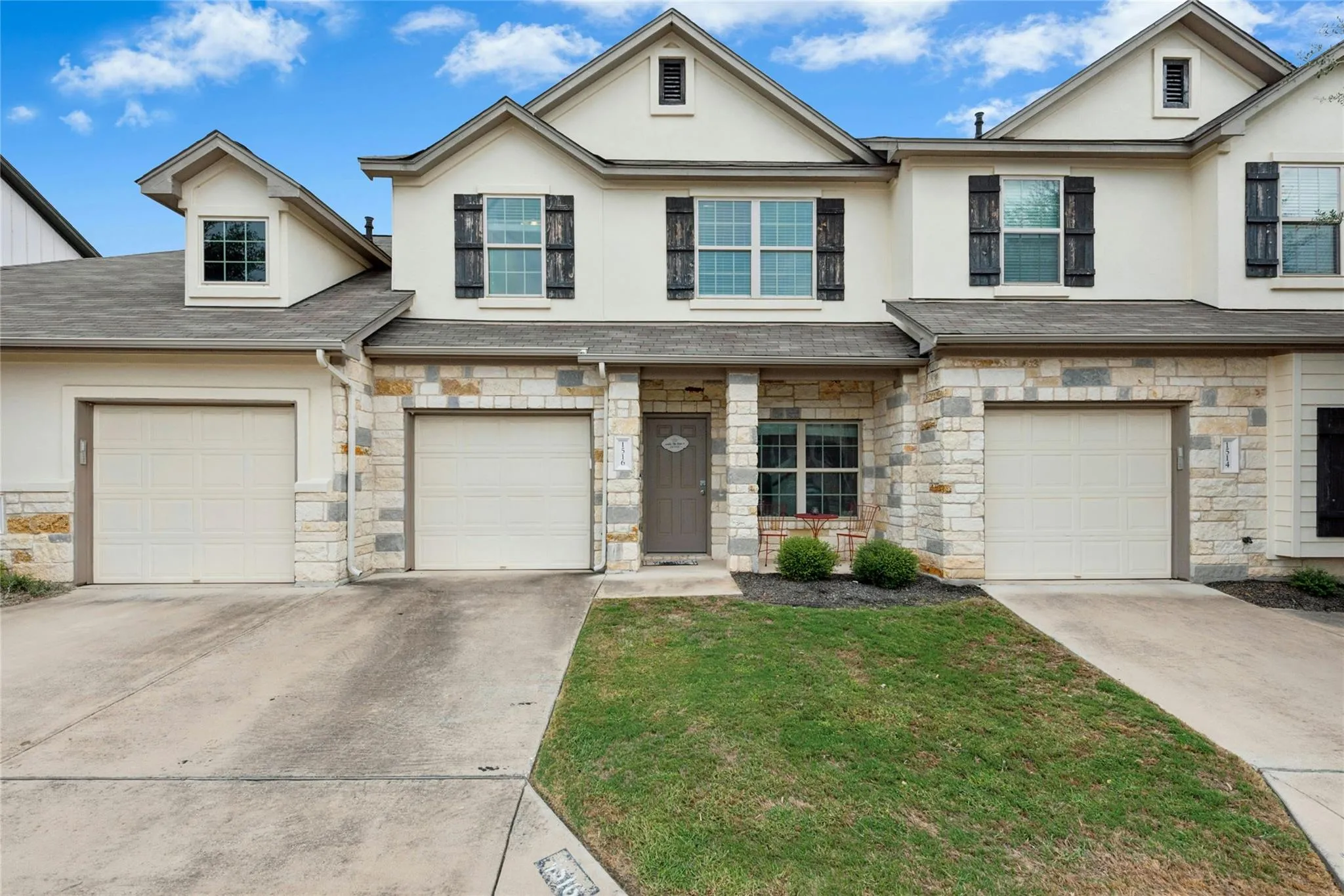Photo of 1516 CATALAN RD #502, Austin, TX, 78748
