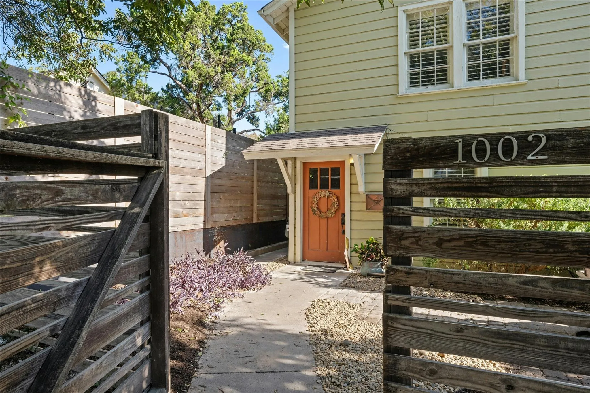 Photo 3 of 2021 TRAVIS HEIGHTS BLVD #1002