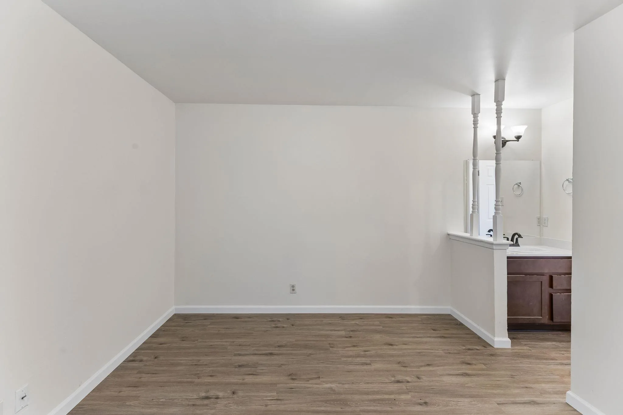 Photo 5 of 7308 SALT SPRINGS DR
