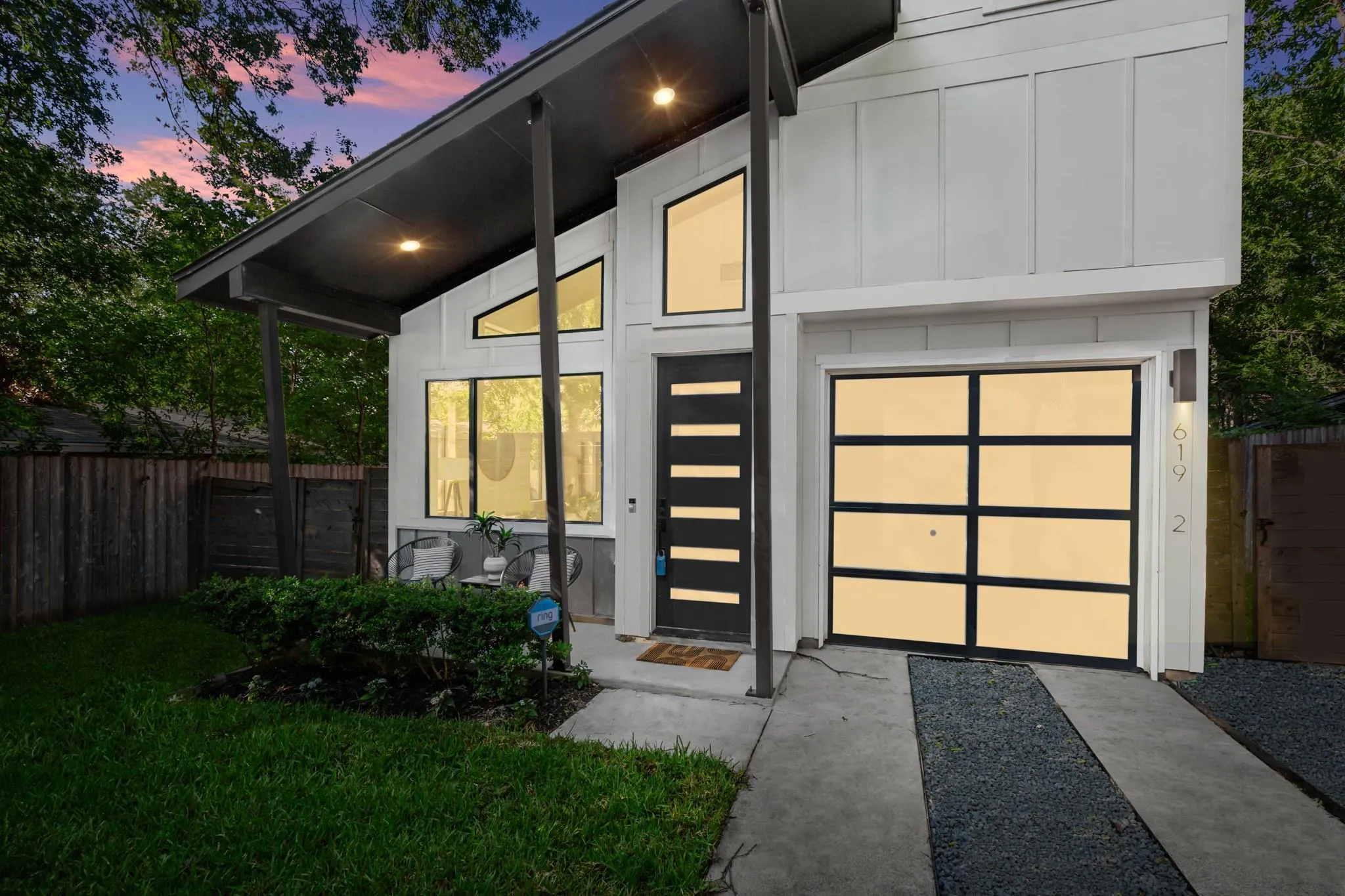 Photo 3 of 619 HAMMACK DR #2