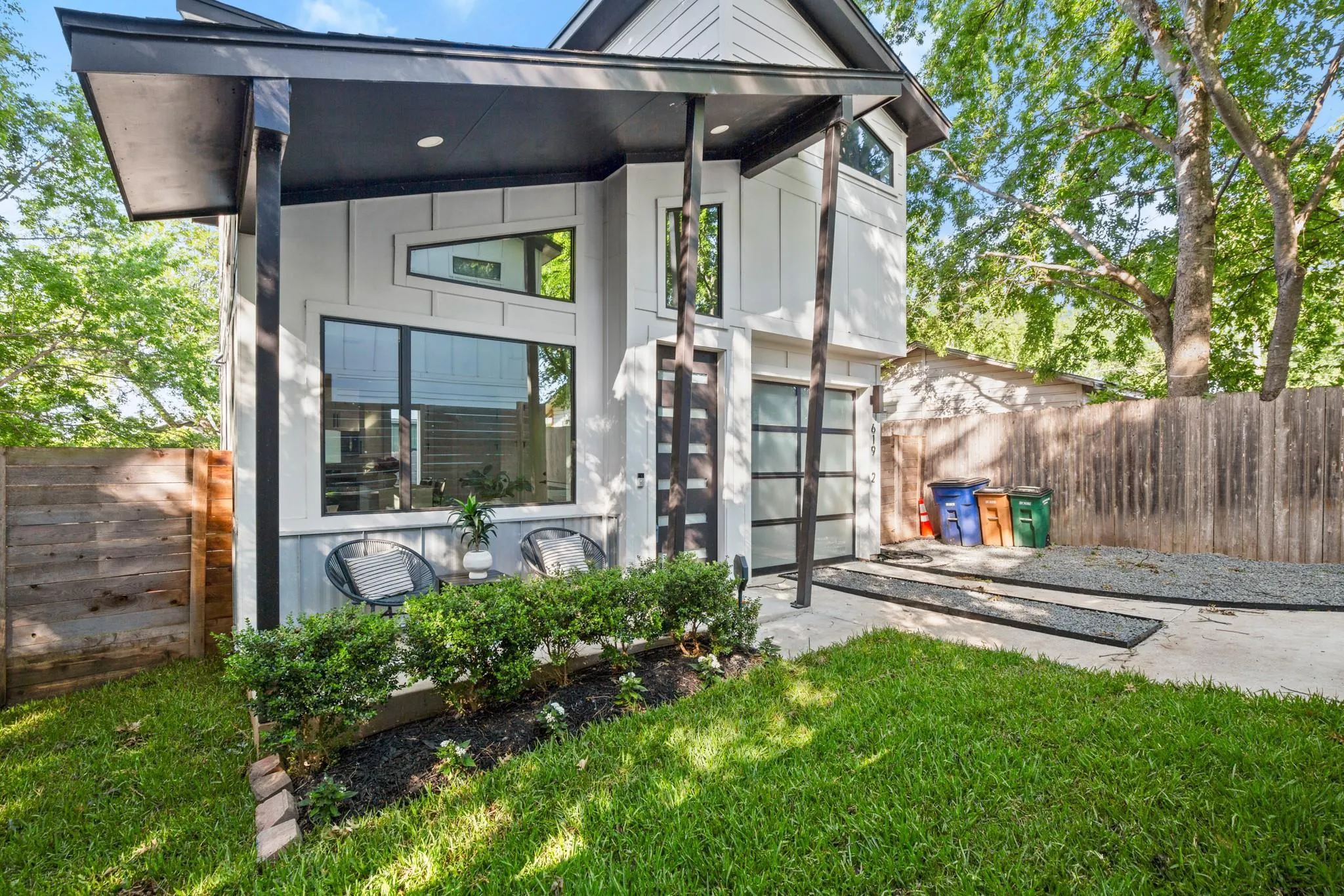 Photo 5 of 619 HAMMACK DR #2