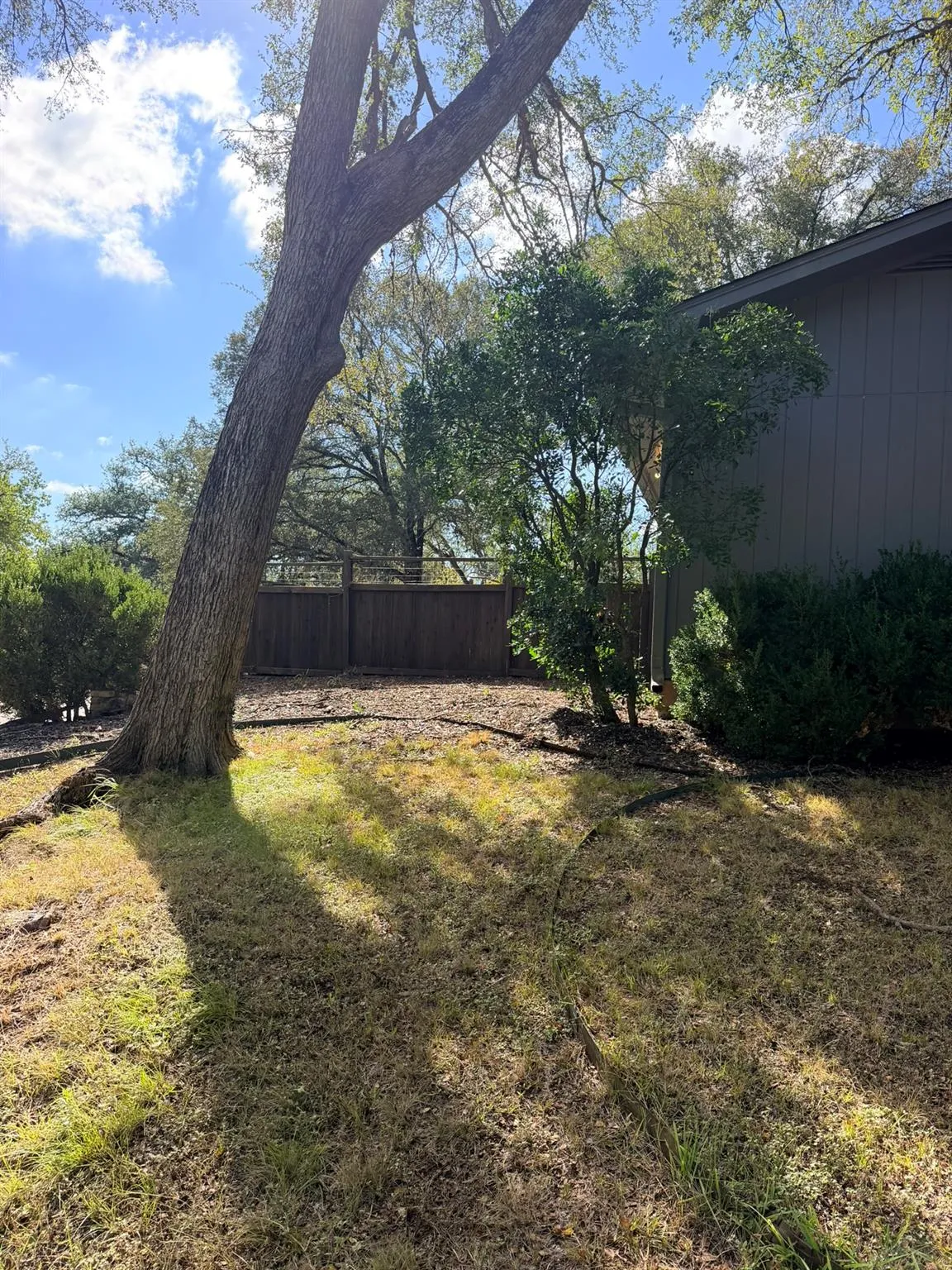 Photo 5 of 2 ACACIA DR