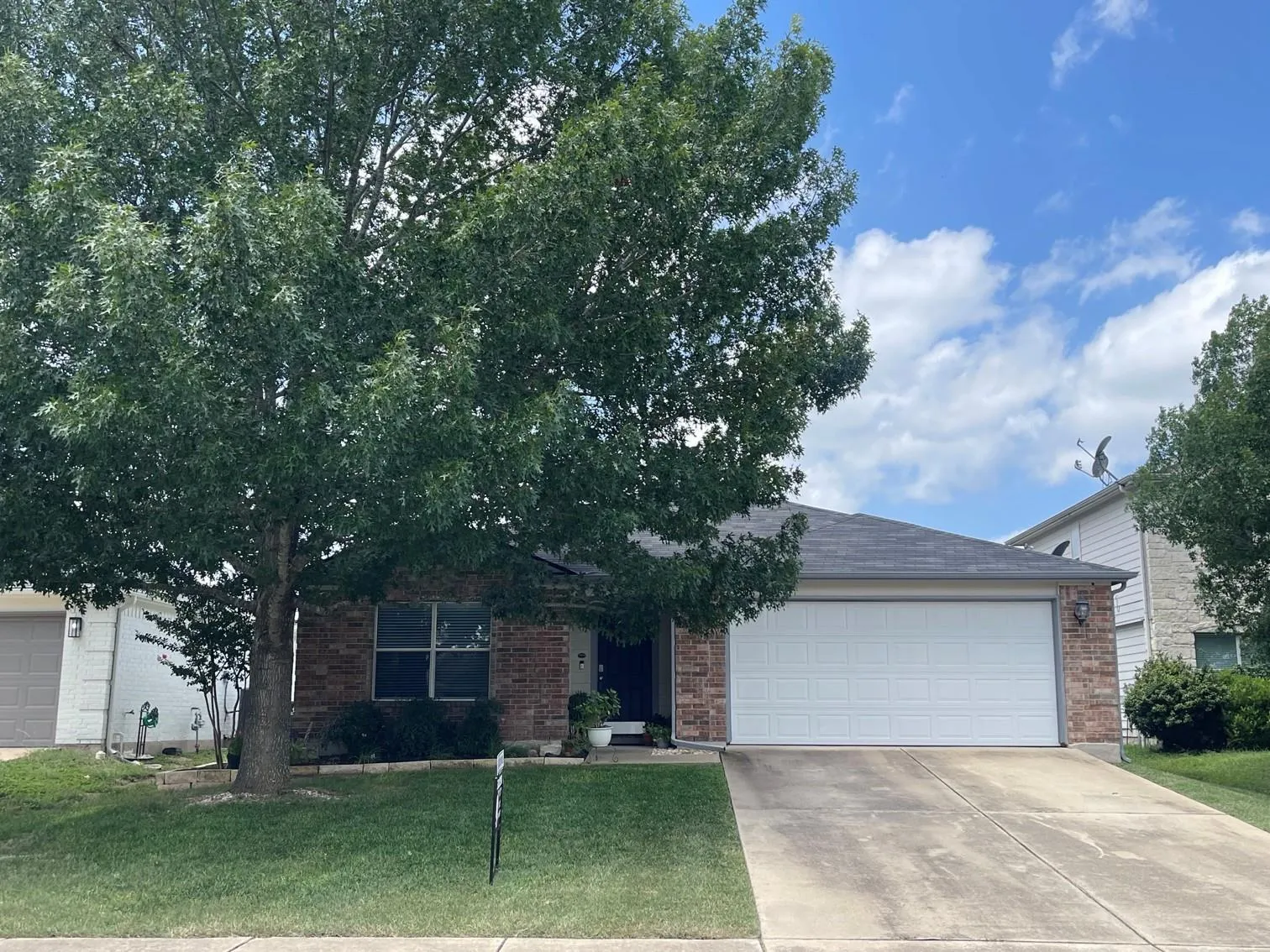 Photo of 280 SPRUCE DR, Kyle, TX, 78640