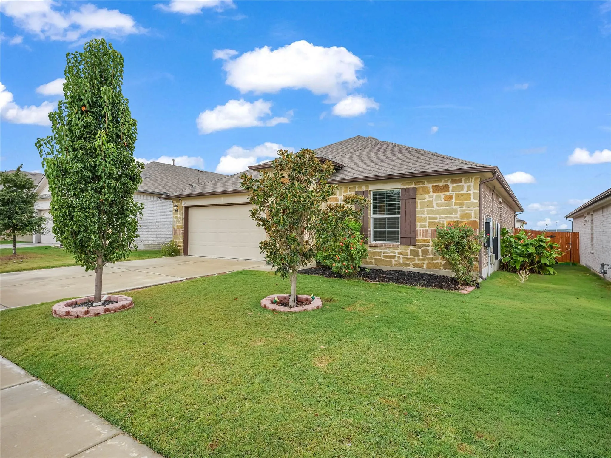 Photo 2 of 127 SKY MEADOWS CIR