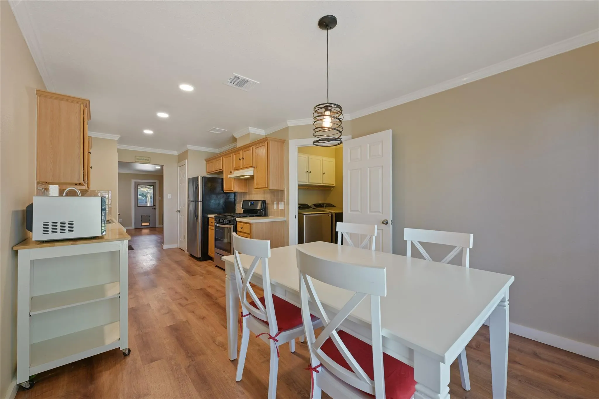 Photo 5 of 1804 MONKS TALE CT
